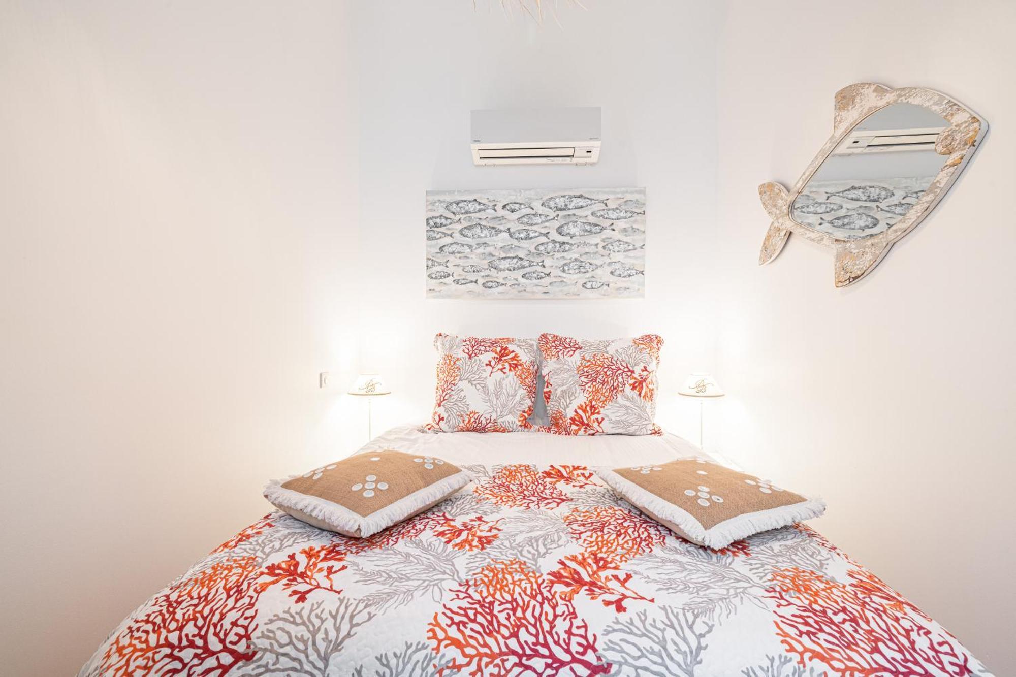 La Petite Chaise Bleue Nice Luaran gambar