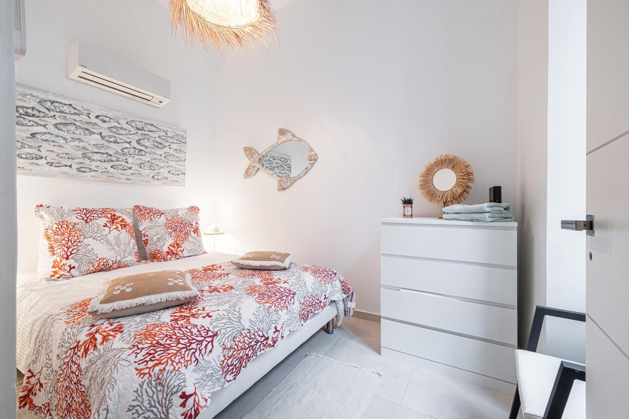 La Petite Chaise Bleue Nice Luaran gambar